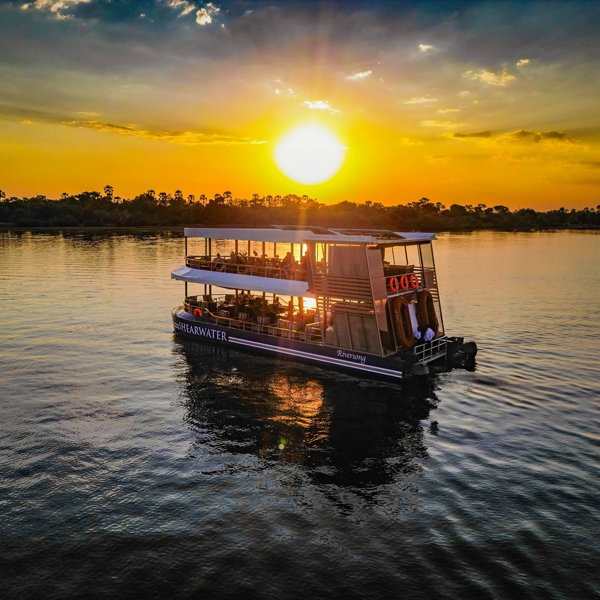 Riversong Luxury Sunset Cruise