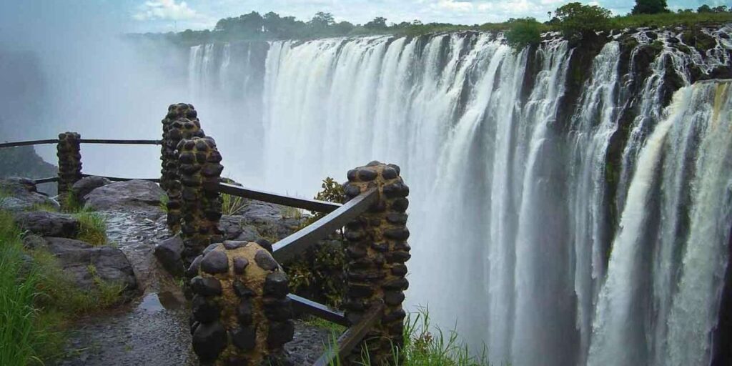 4 Days Victoria Falls Safari