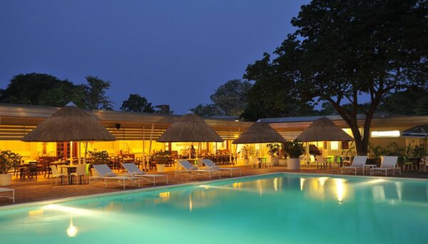 Cresta Sprayview Hotel