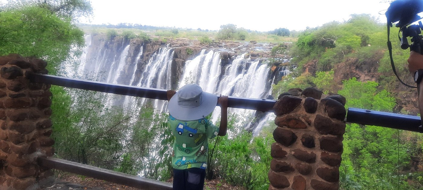 Are There Any Free Views of Victoria Falls?
