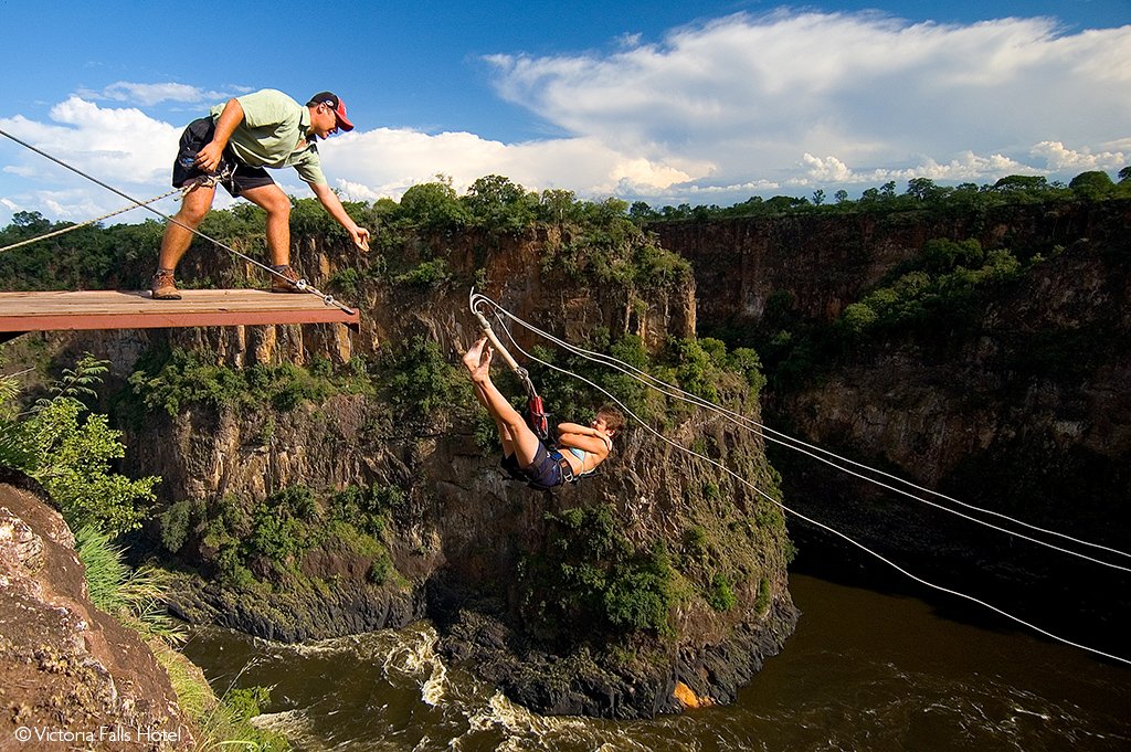 Welcome to Victoria Falls Safari Experience