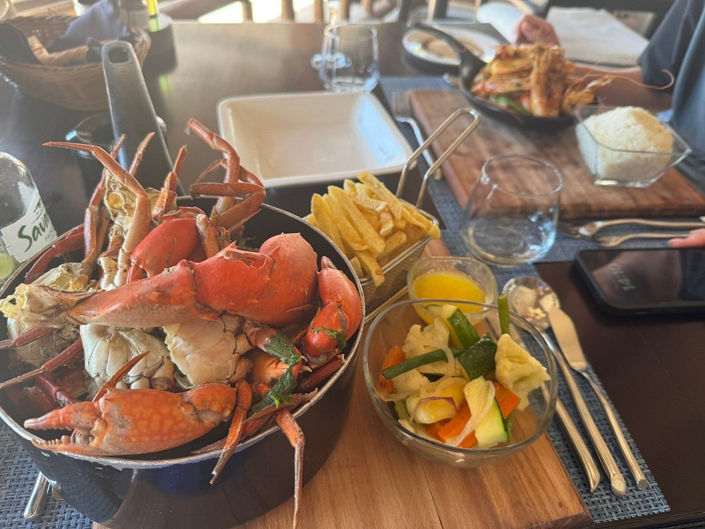 Gourmet dining and culinary delights near Victoria Falls
