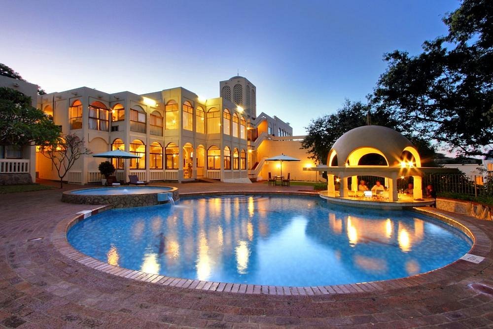 Luxury Family Lodge at Victoria Falls