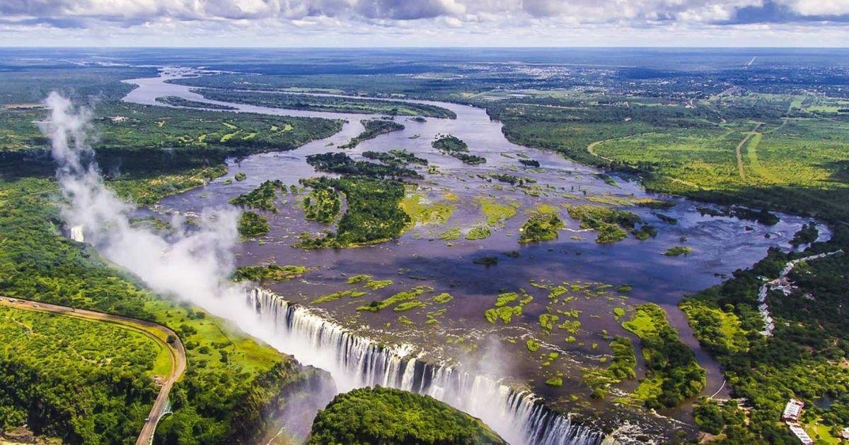 Shoulder Seasons in Victoria Falls Safari