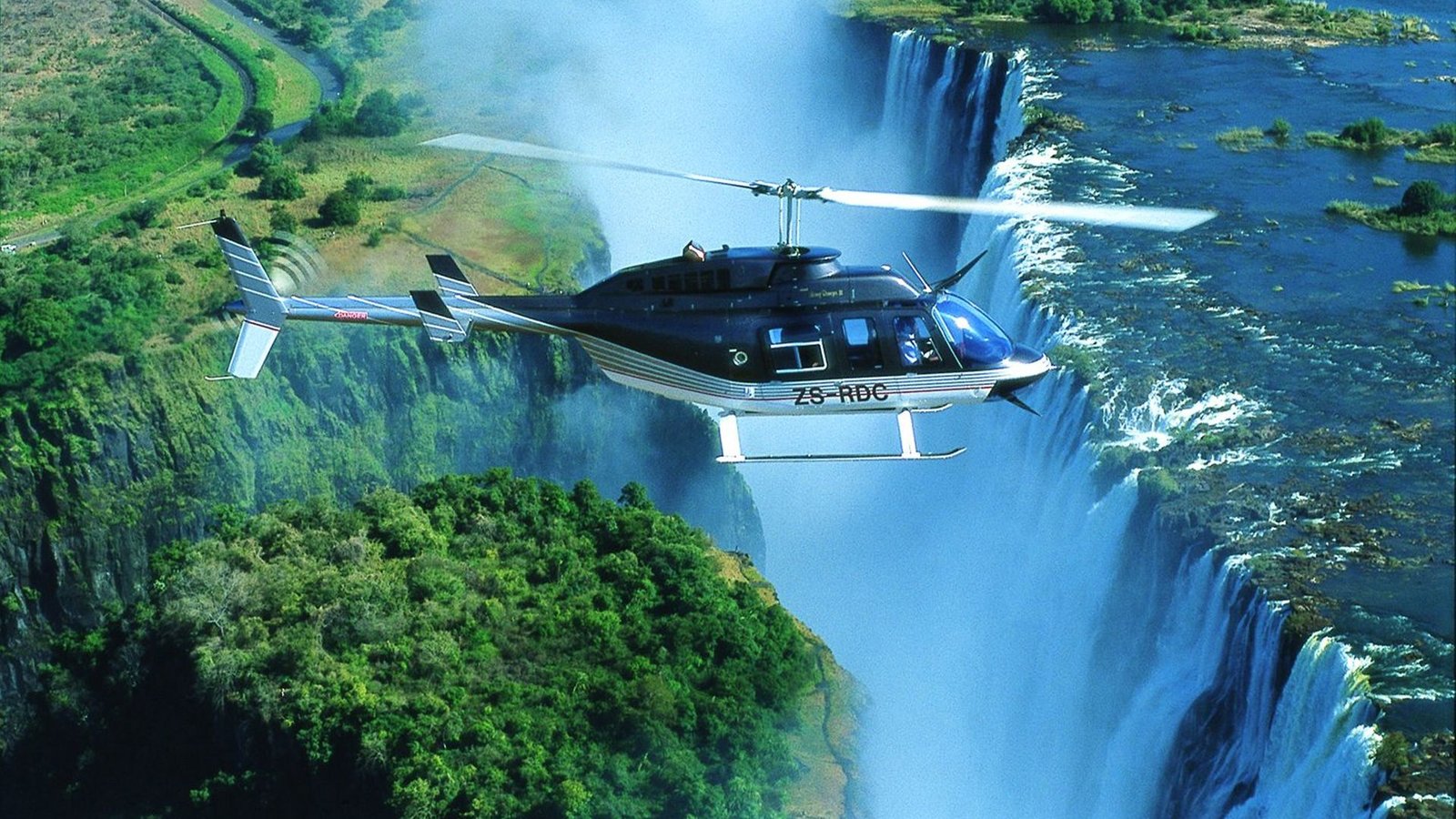 Tailored luxury experience by private jet
