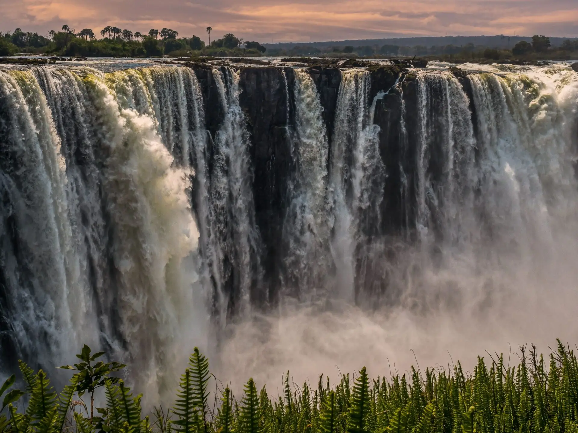 Victoria Falls safari — the jewel of adventure