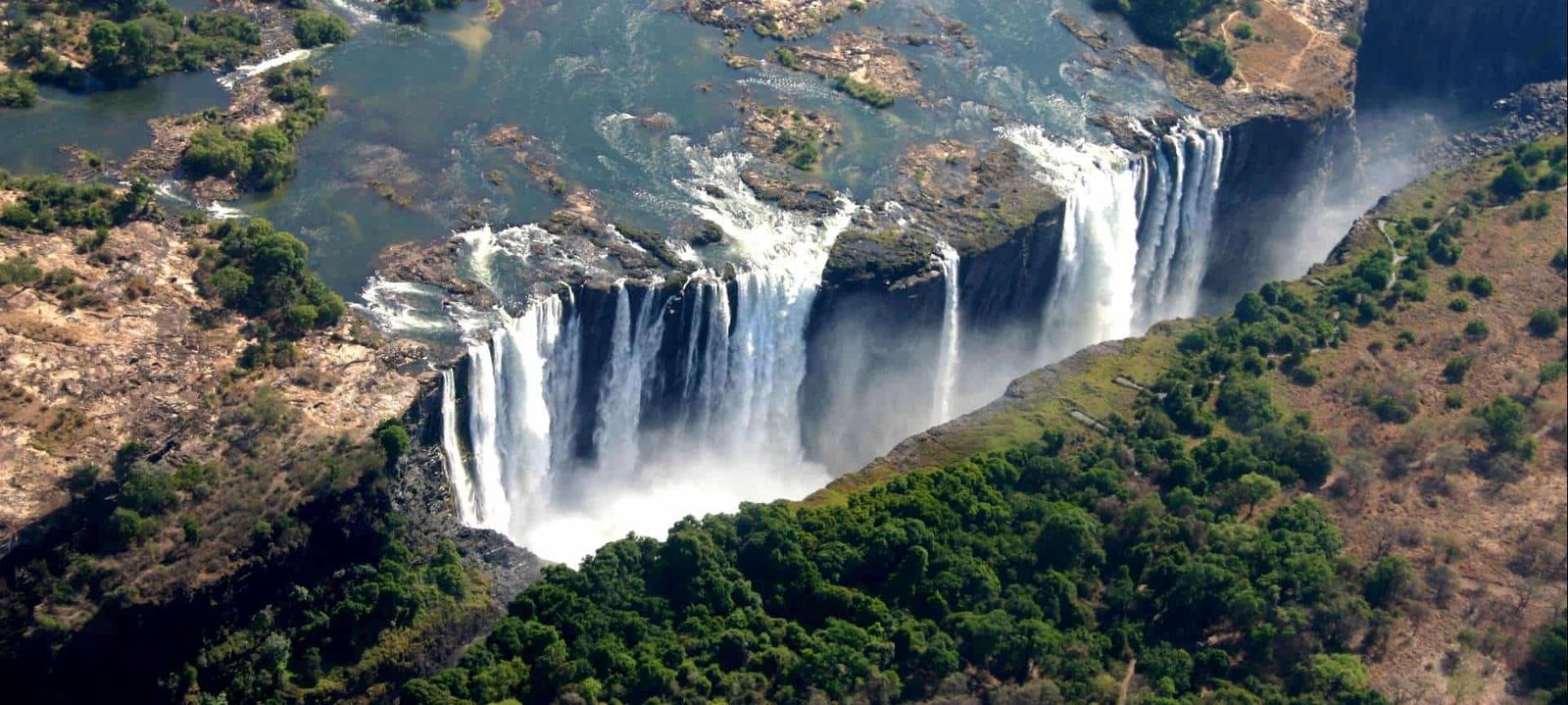 Luxury Victoria Falls safari experience